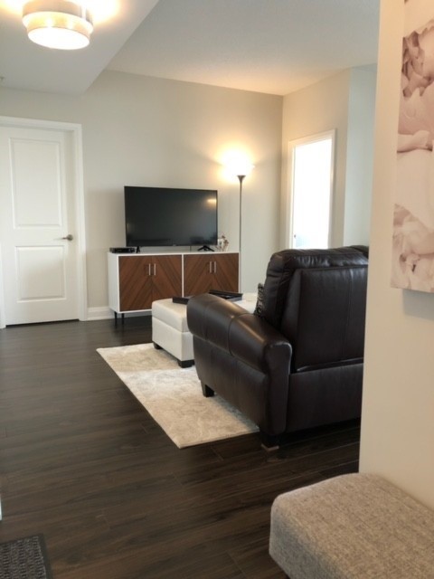 24 Woodstream Blvd, #310