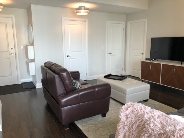 24 Woodstream Blvd, #310