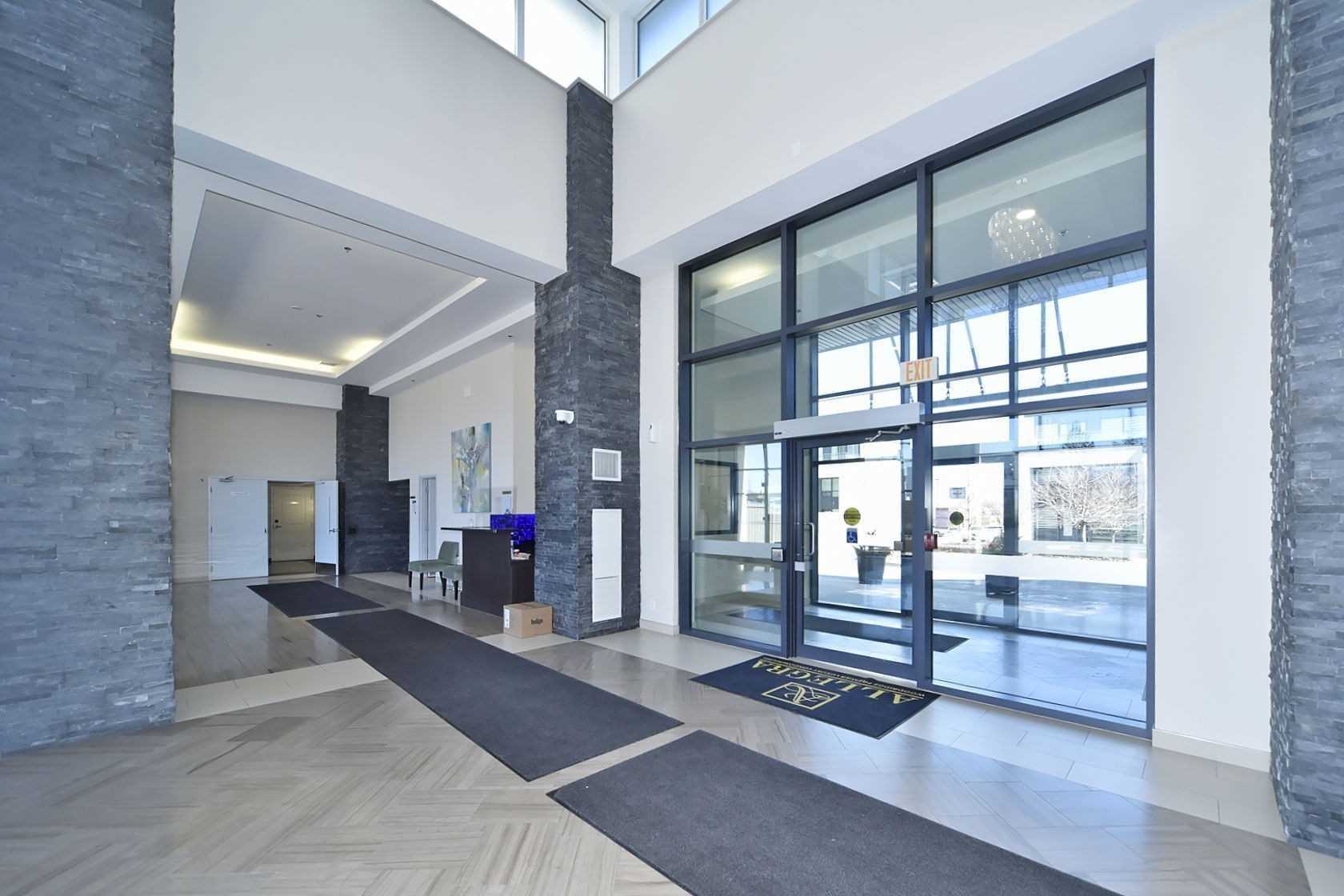 24 Woodstream Blvd, #310