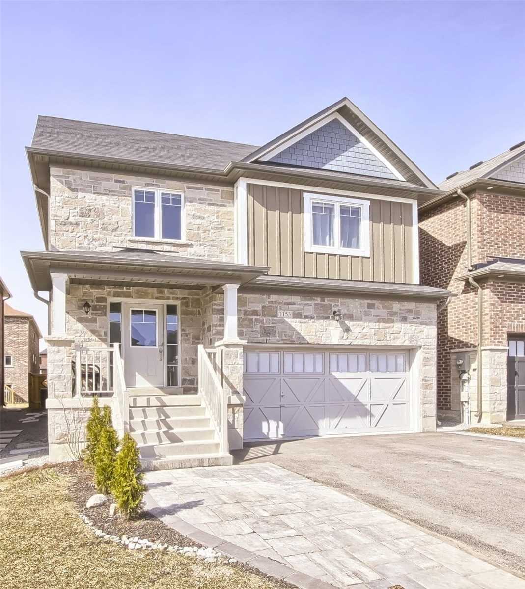 1153 Peelar Cres