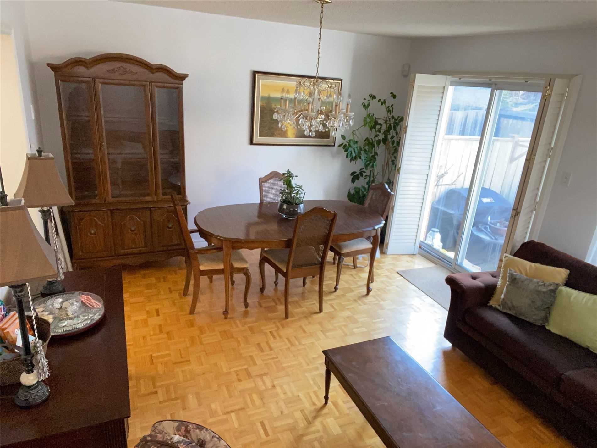73 Widdifield Ave