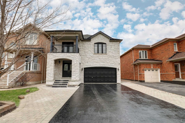 36 Dolce Cres, Vaughan