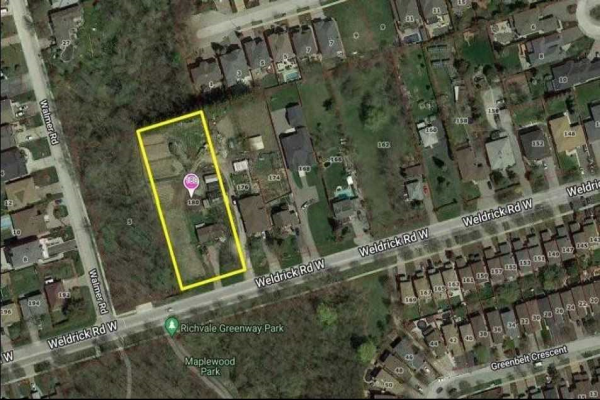 180 Weldrick Rd, Richmond Hill