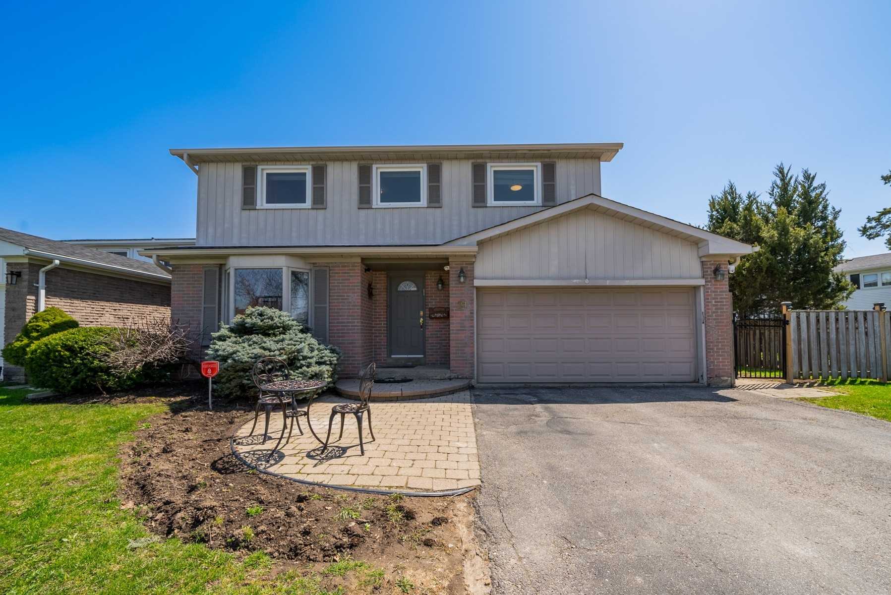 21 Mayvern Cres