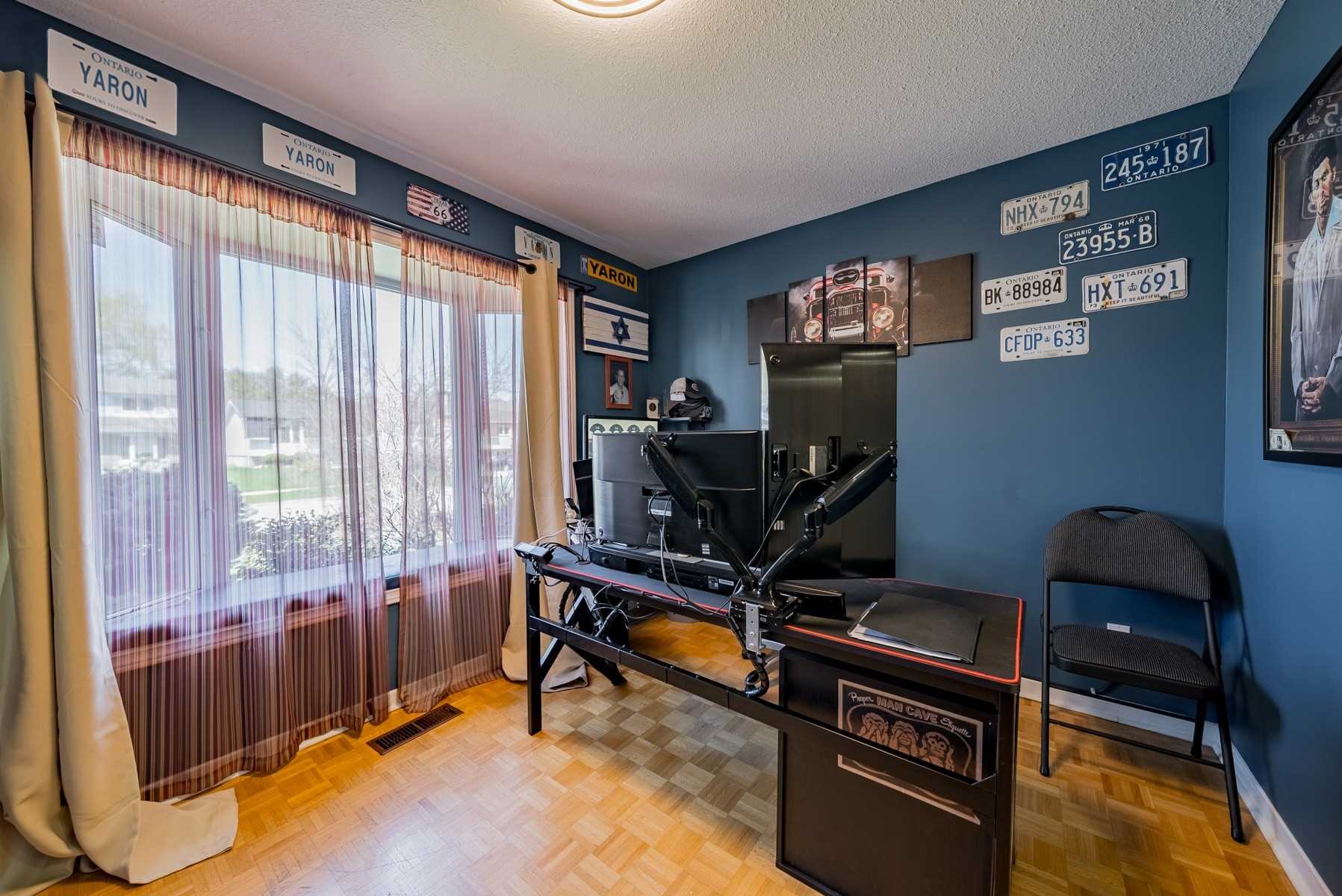 21 Mayvern Cres