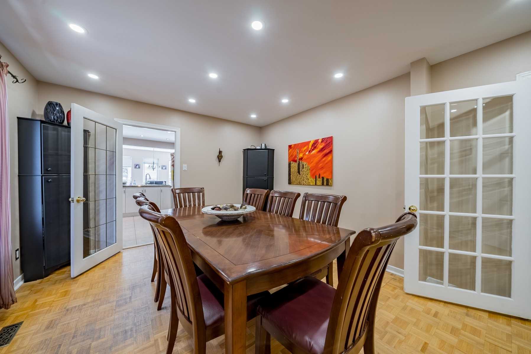 21 Mayvern Cres