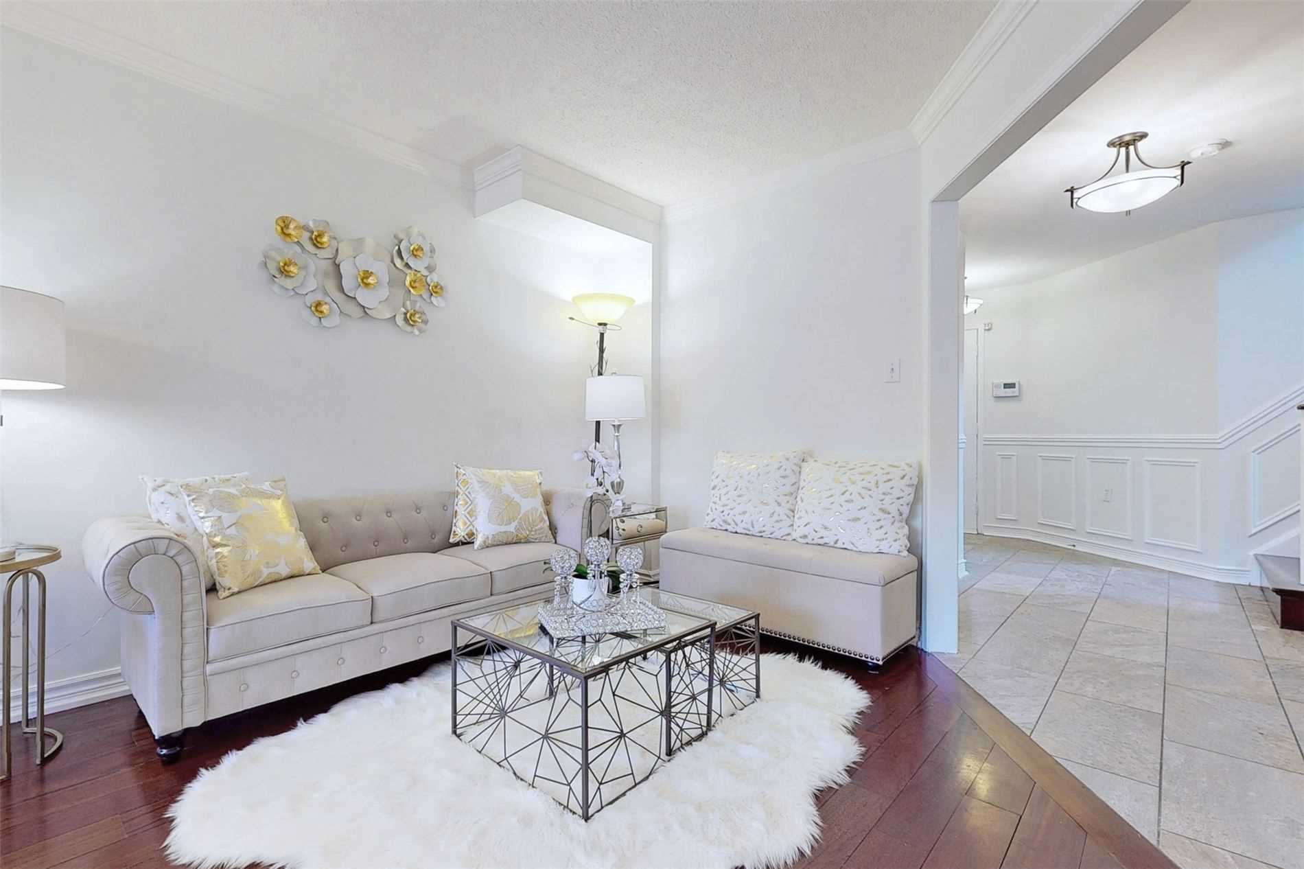 135 Stonebriar Dr