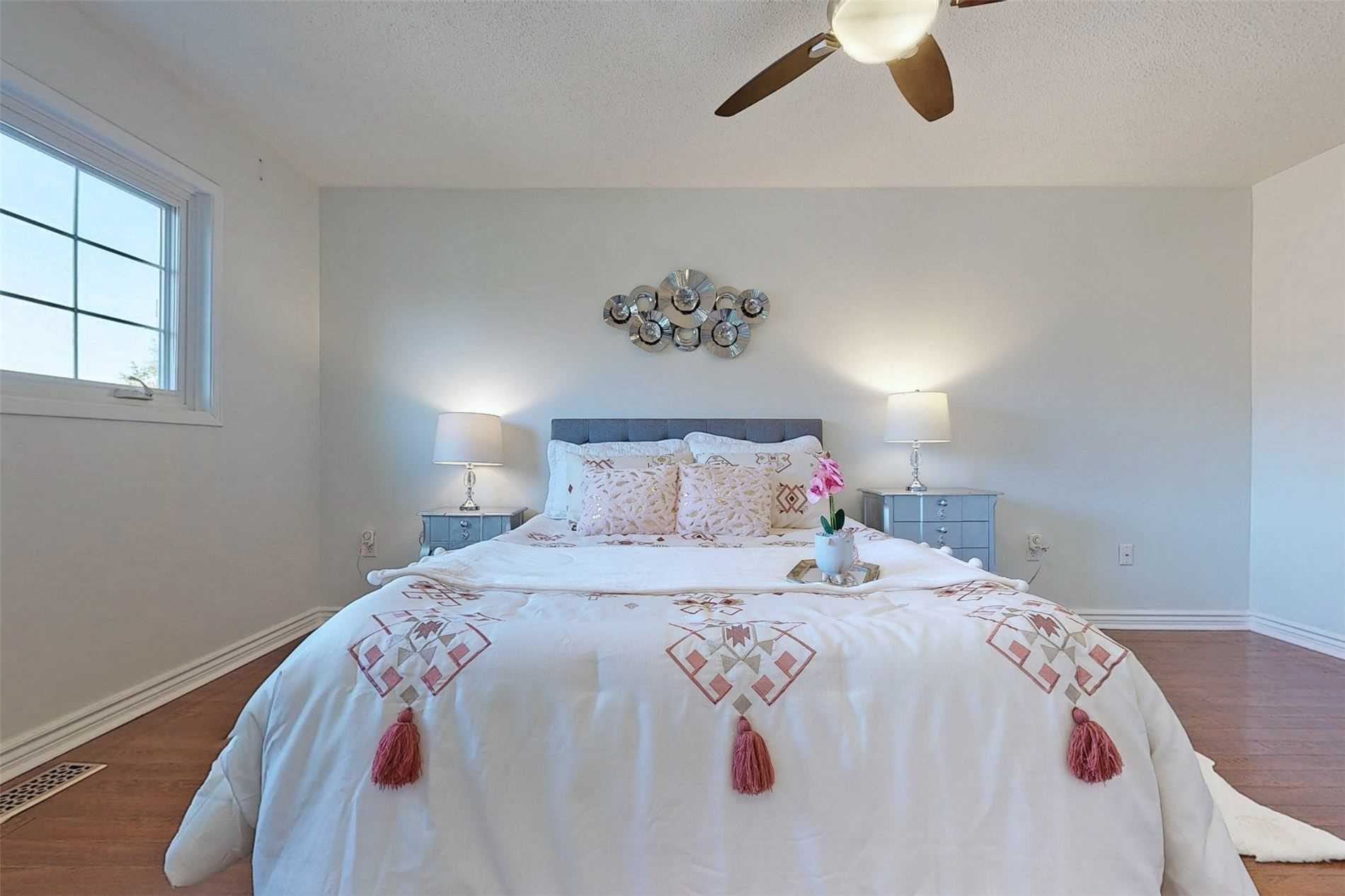 135 Stonebriar Dr