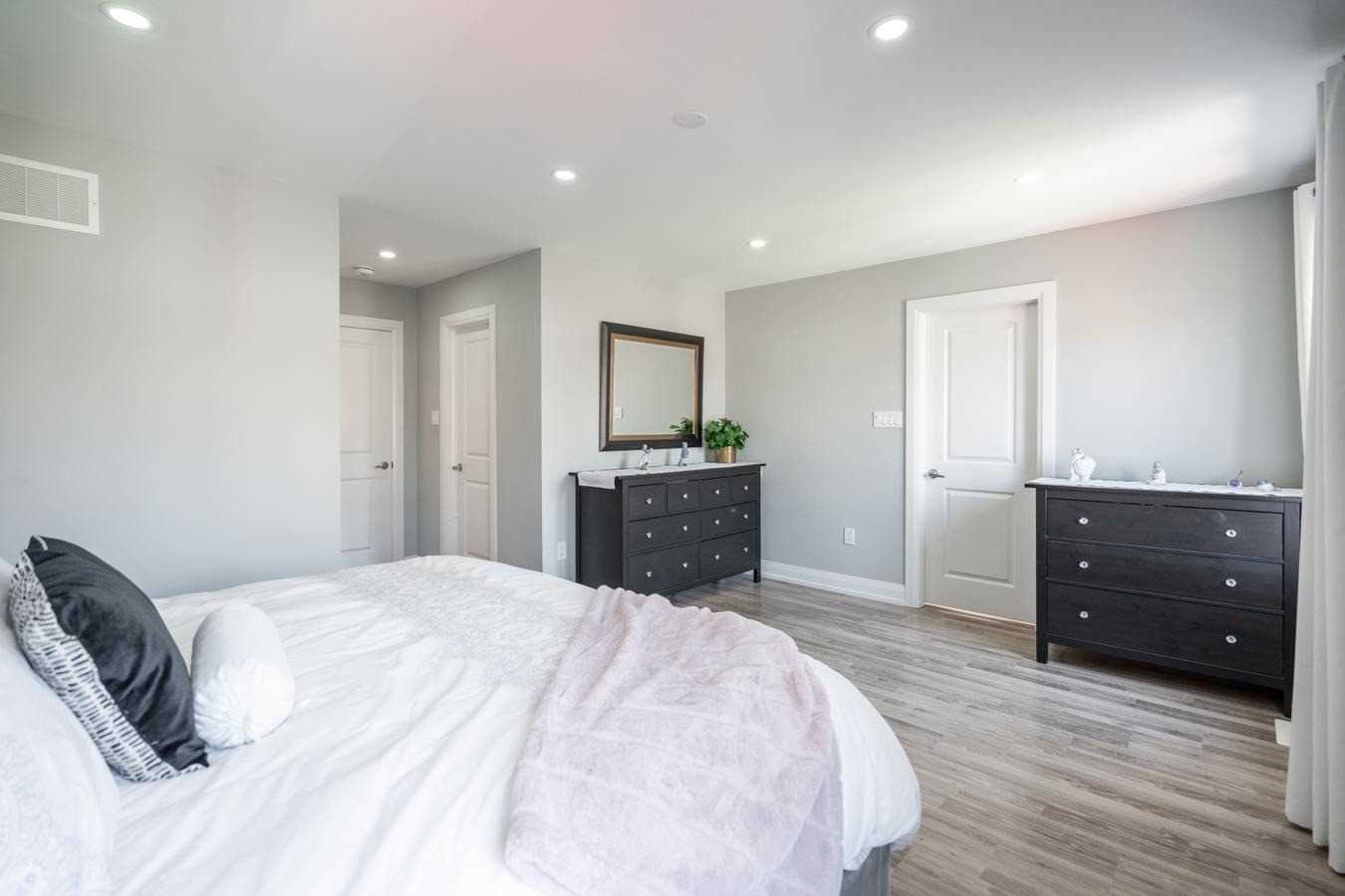 60 Jenkins Ave