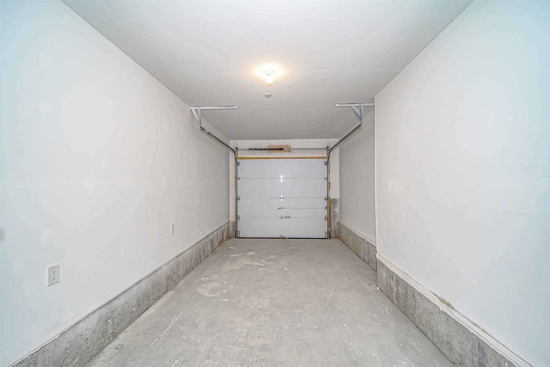 54 Pantheon Lane