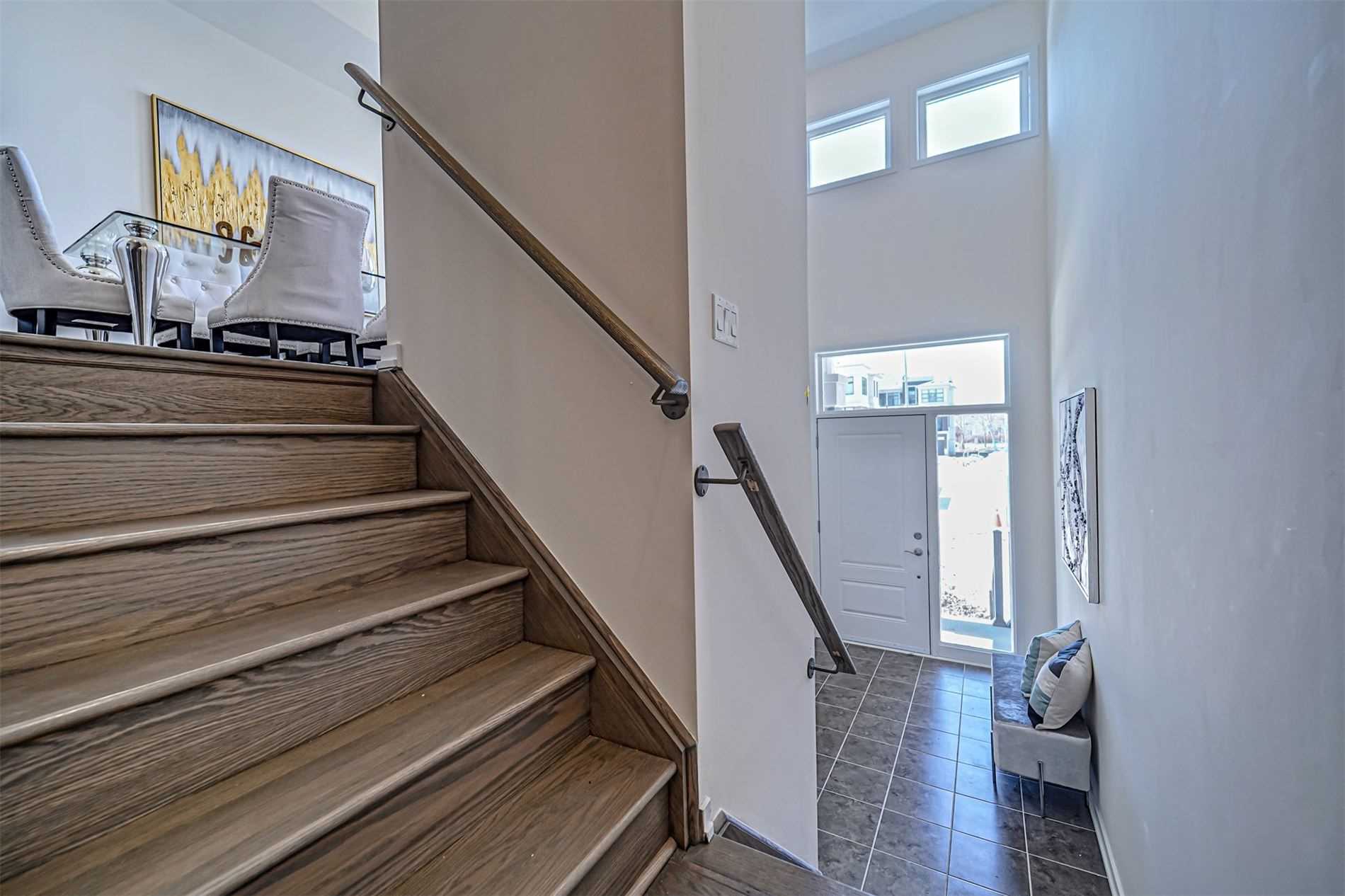 54 Pantheon Lane
