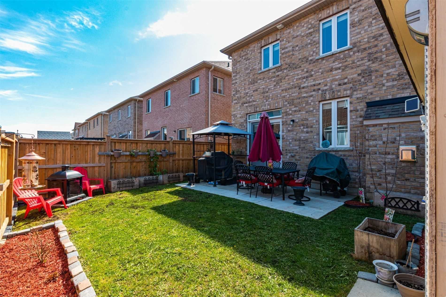 19 Fred Cooper Way