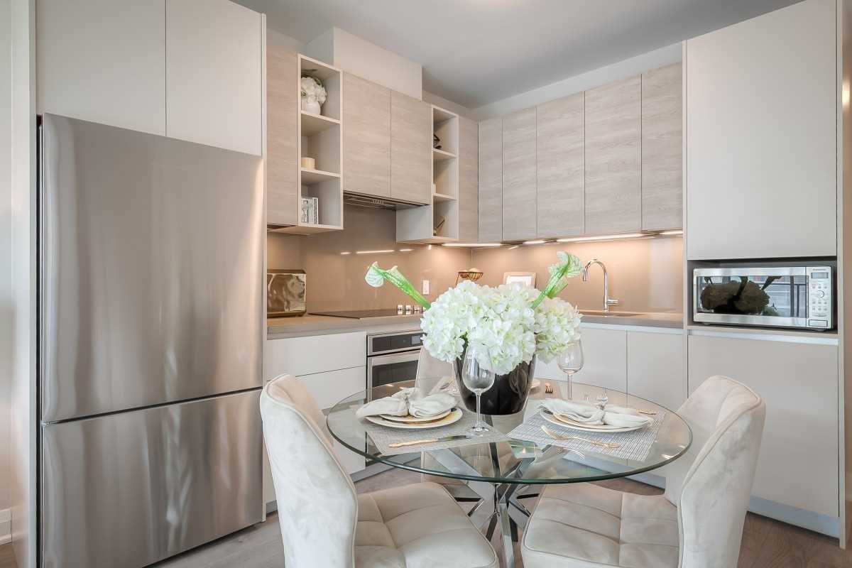 396 Highway 7 E, #608