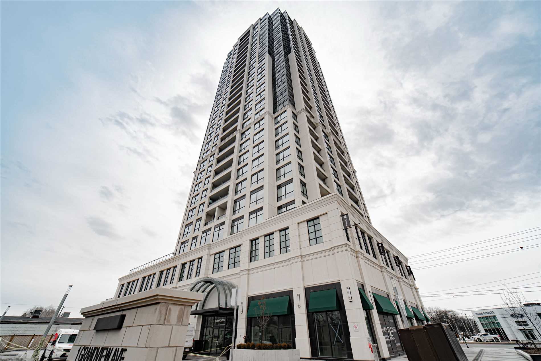 1 Grandview Ave, #2201
