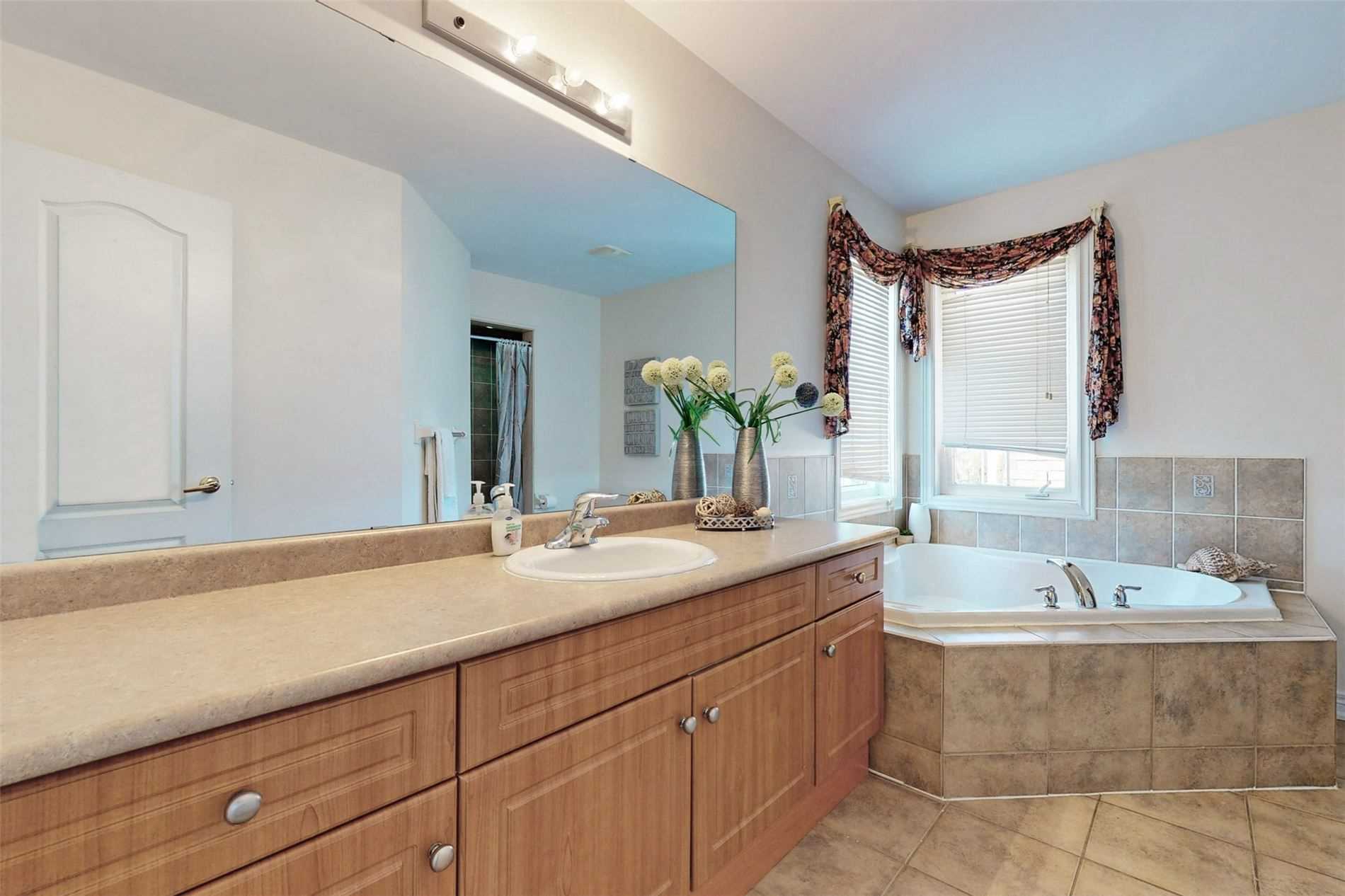 7 Kentview Cres