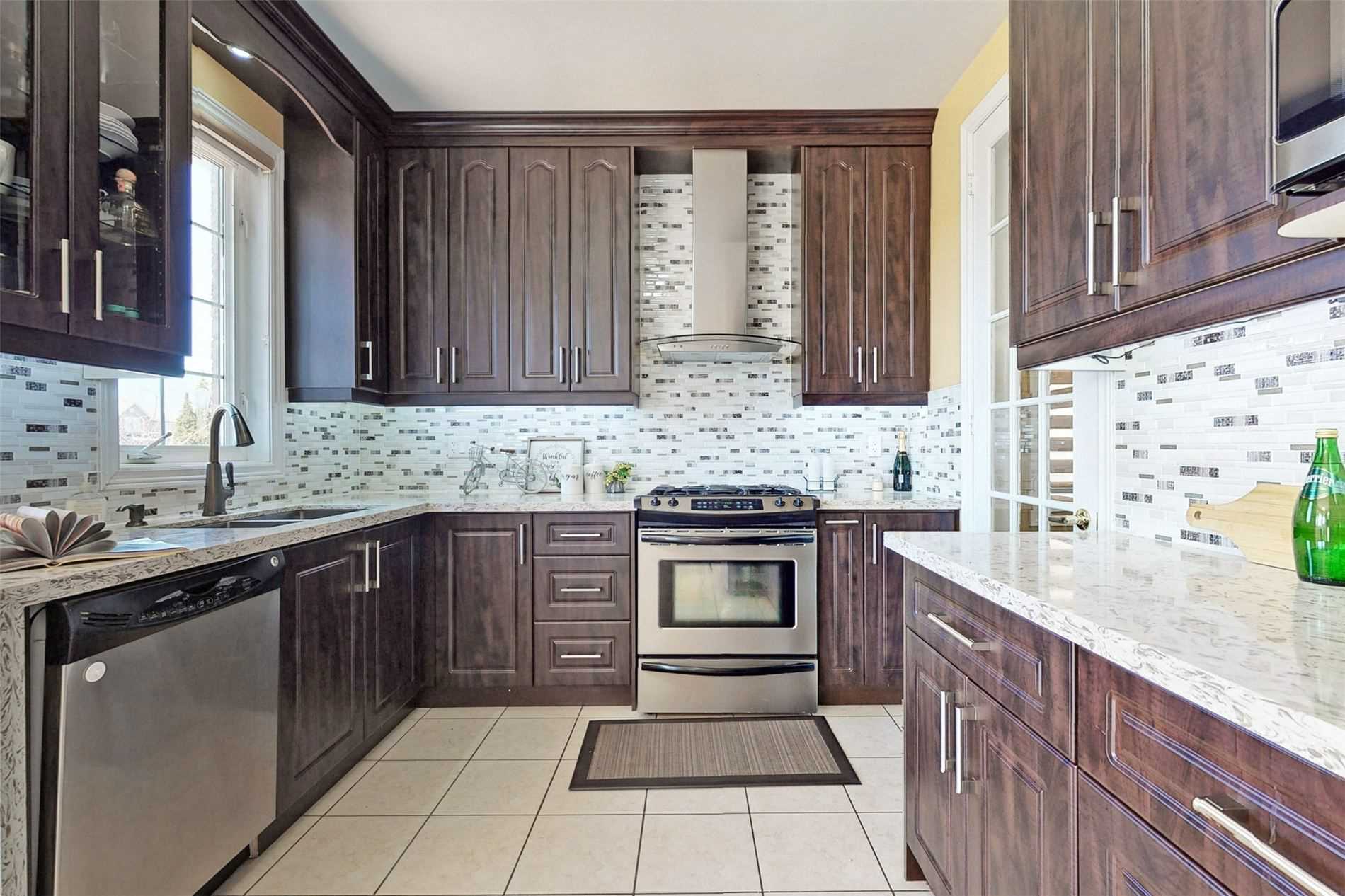 7 Kentview Cres