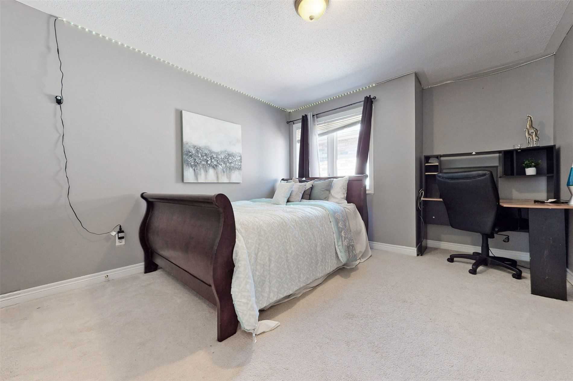 7 Kentview Cres