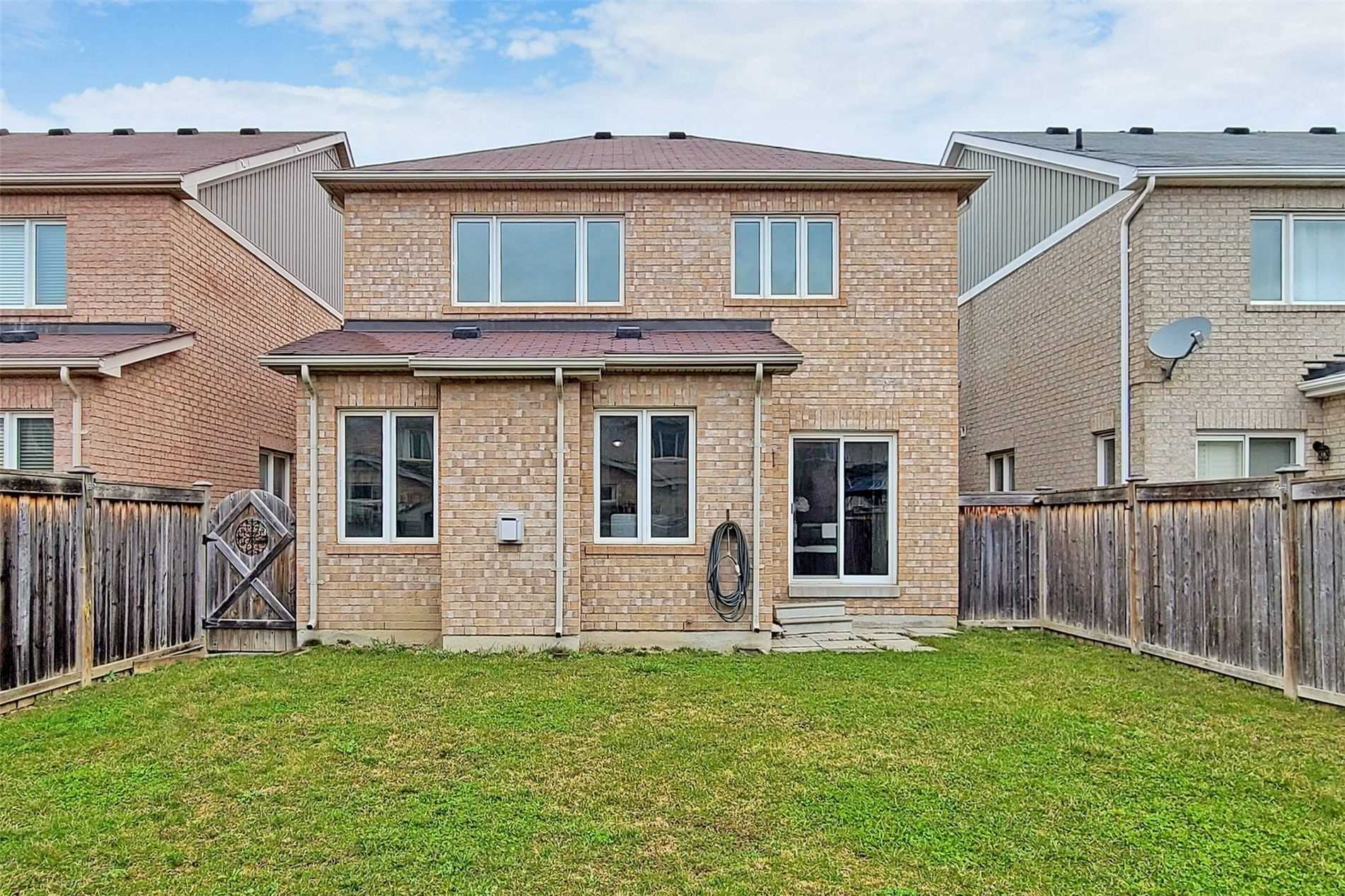 115 Blue Dasher Blvd