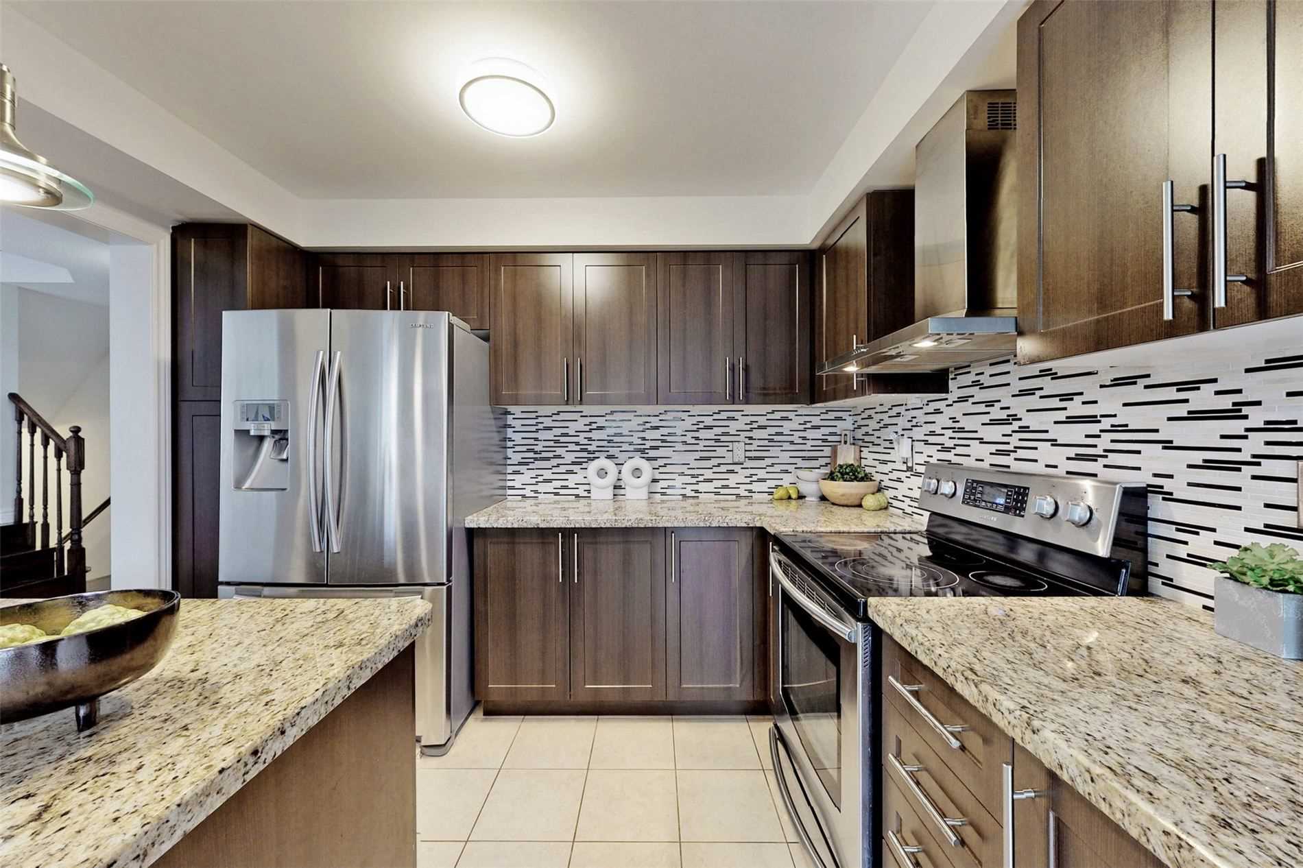 115 Blue Dasher Blvd