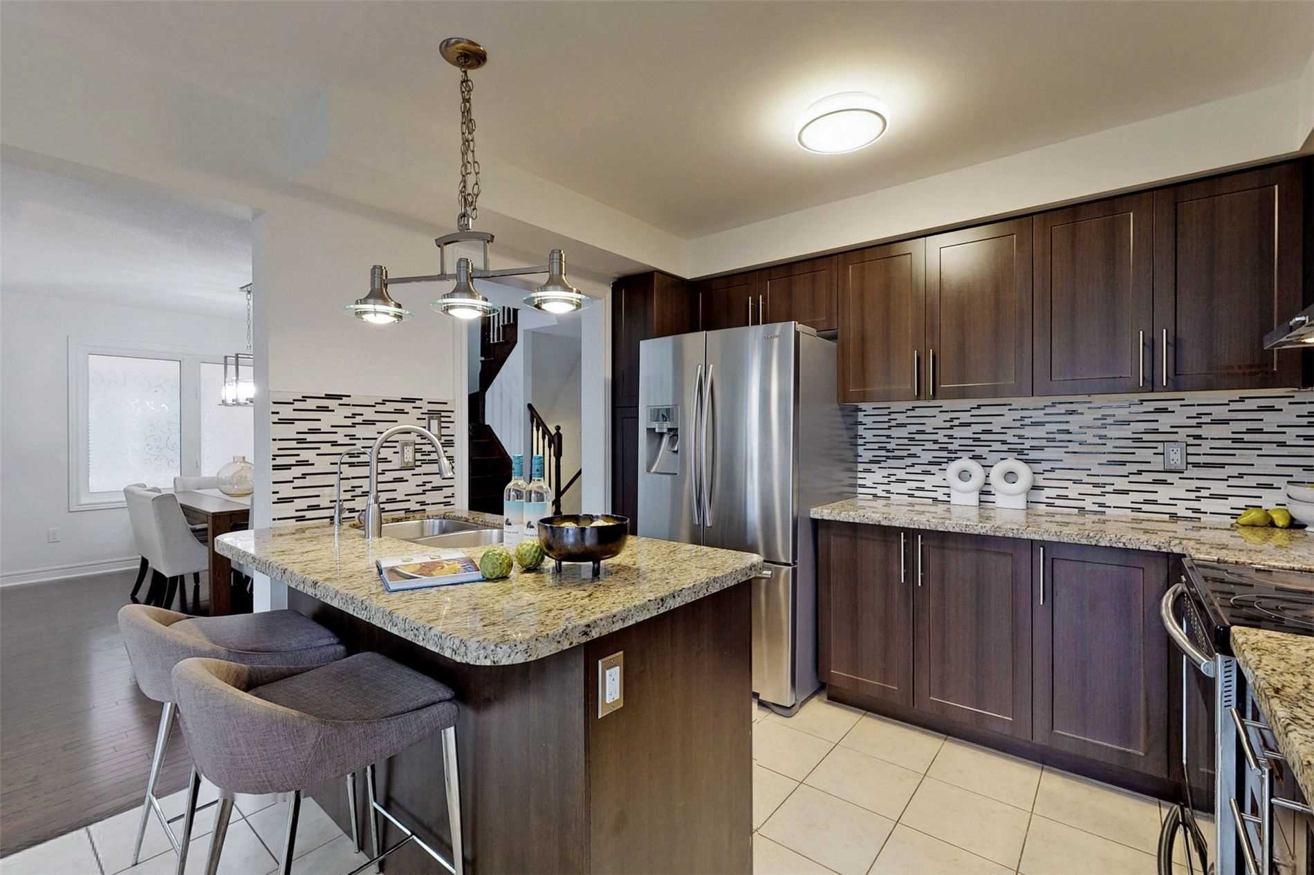 115 Blue Dasher Blvd