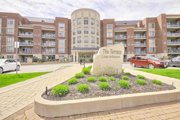 35 Baker Hill Blvd, Whitchurch-Stouffville