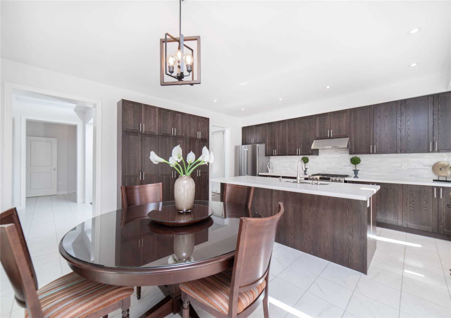 48 Robb Thompson Rd