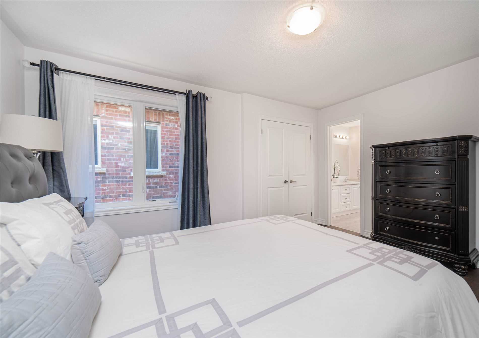48 Robb Thompson Rd
