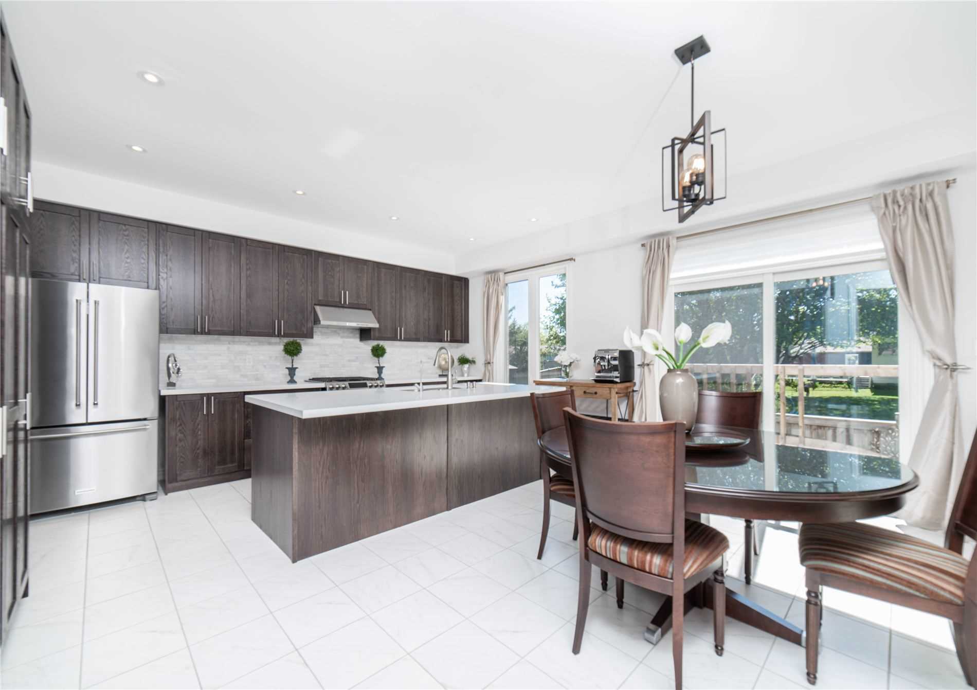 48 Robb Thompson Rd