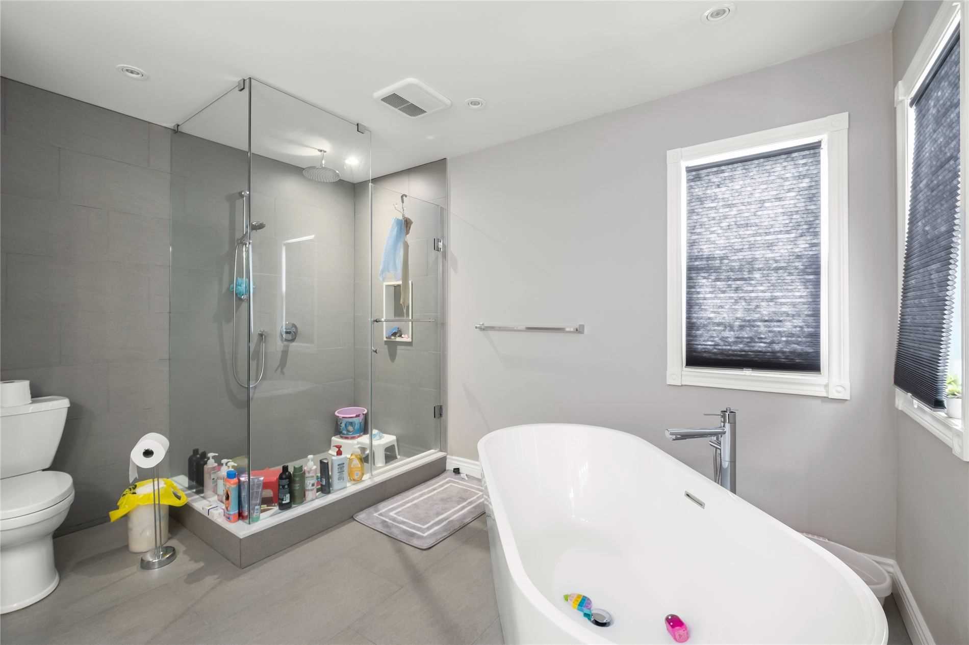 9 Vanvalley Dr