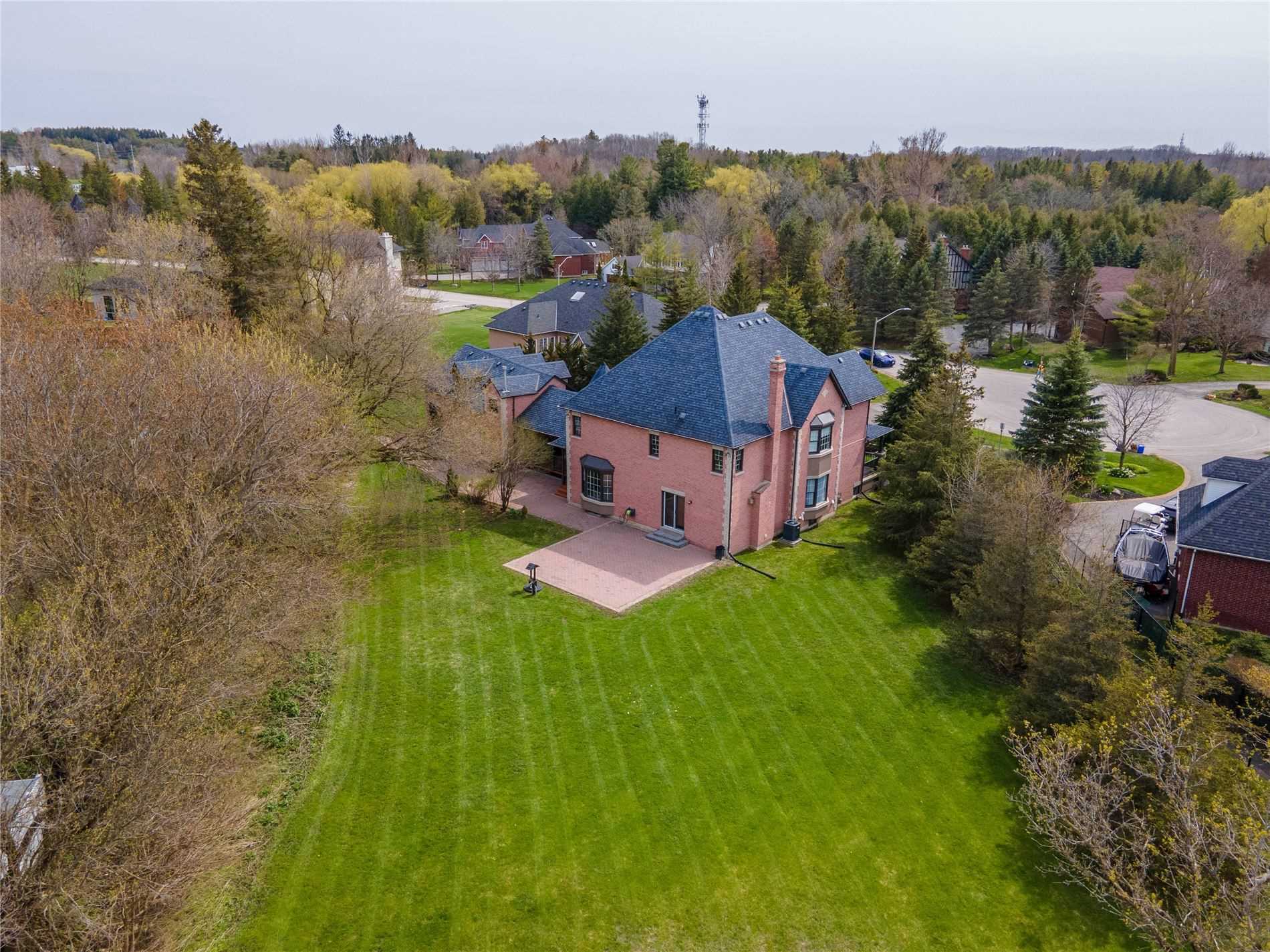 9 Vanvalley Dr