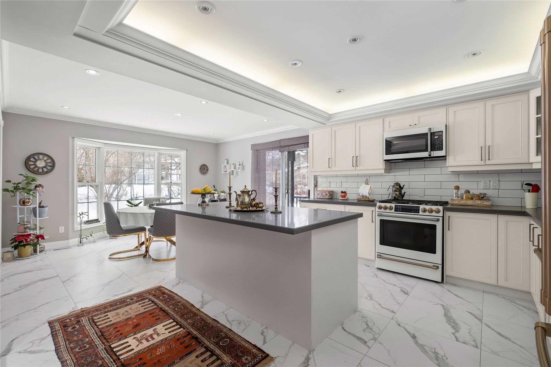 9 Vanvalley Dr