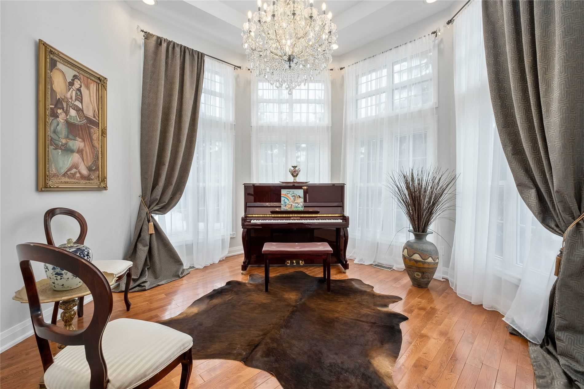 9 Vanvalley Dr