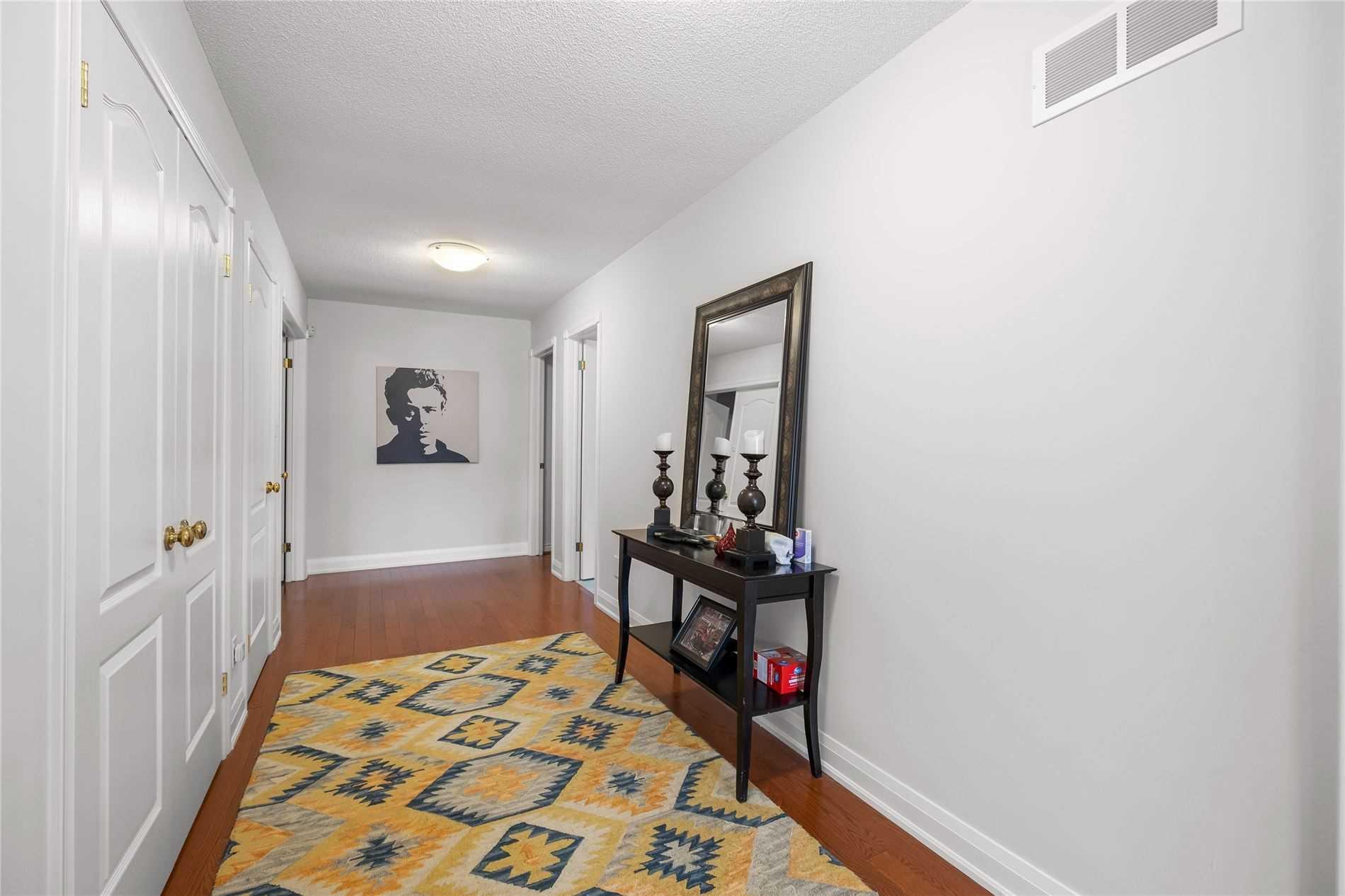 9 Vanvalley Dr