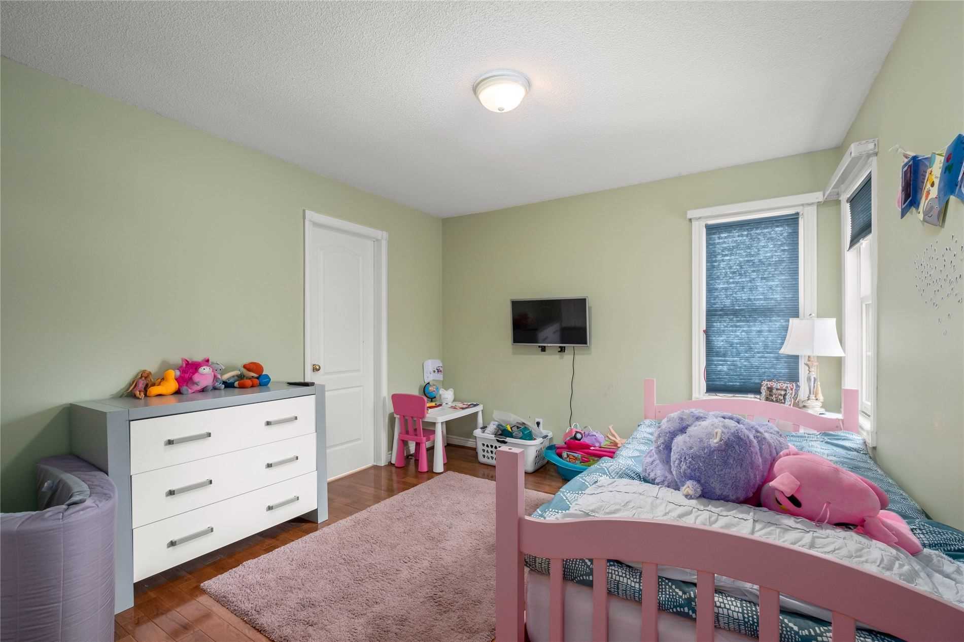 9 Vanvalley Dr