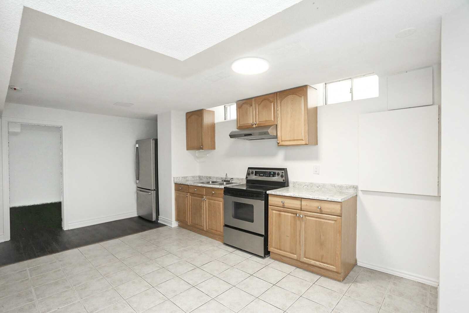 31 Clarion Cres