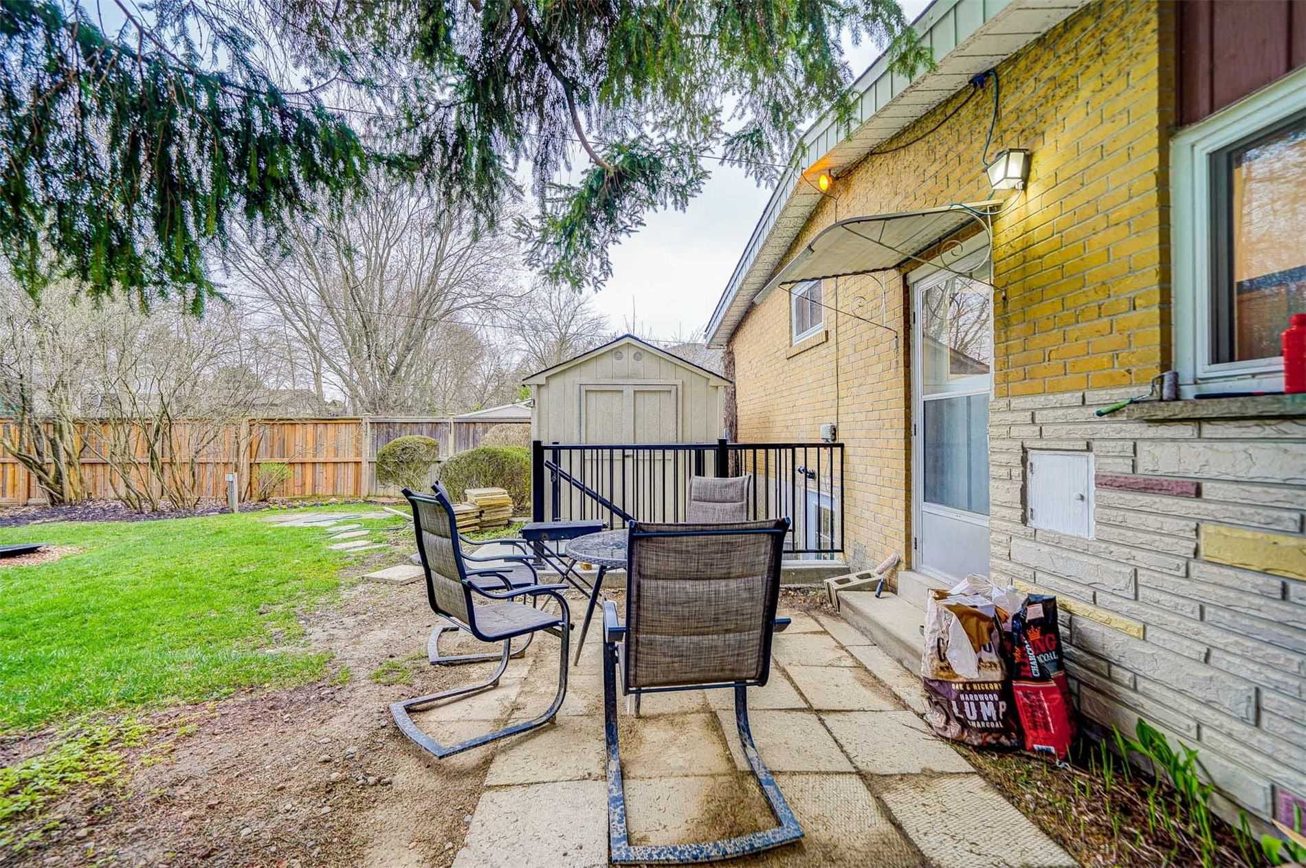 89 Murray Dr