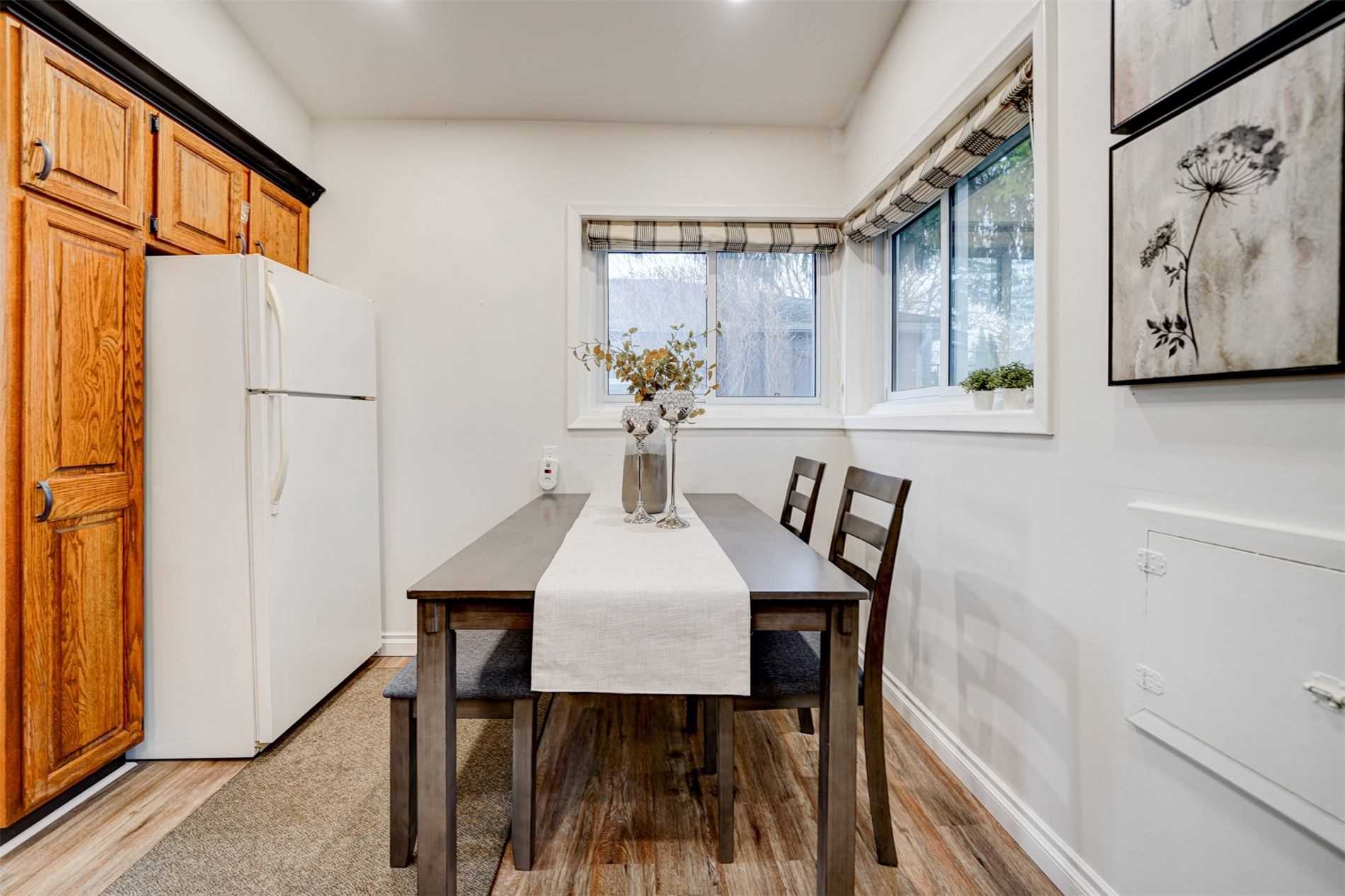 89 Murray Dr