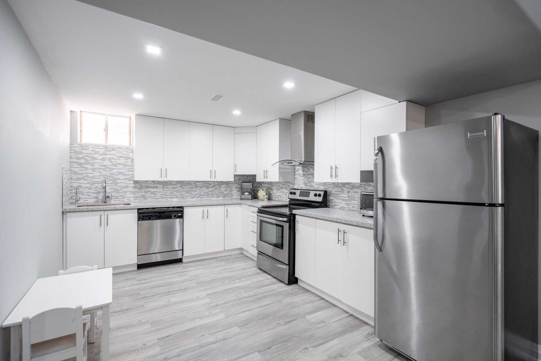 60 Jenkins Ave