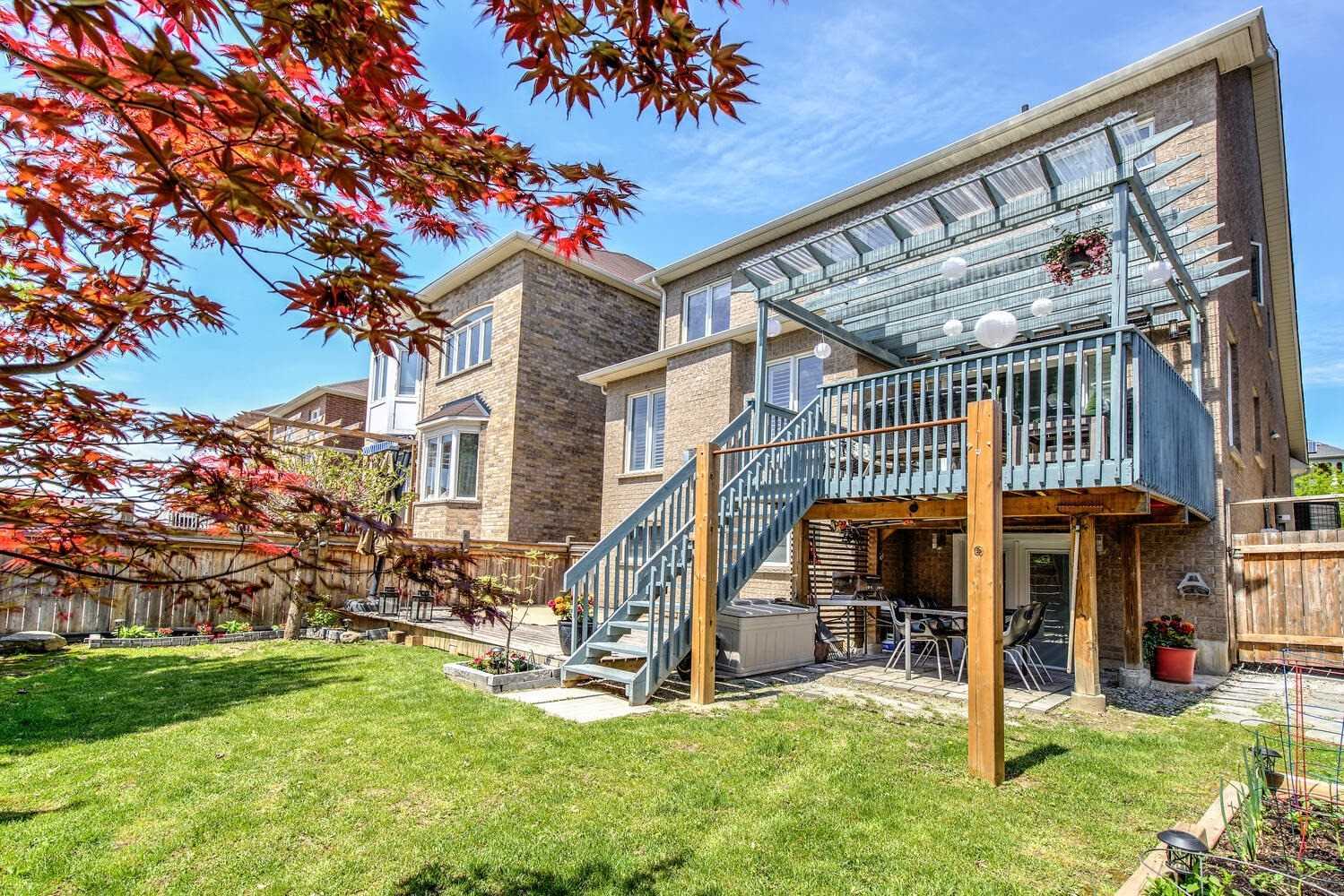 15 Golden Orchard Rd