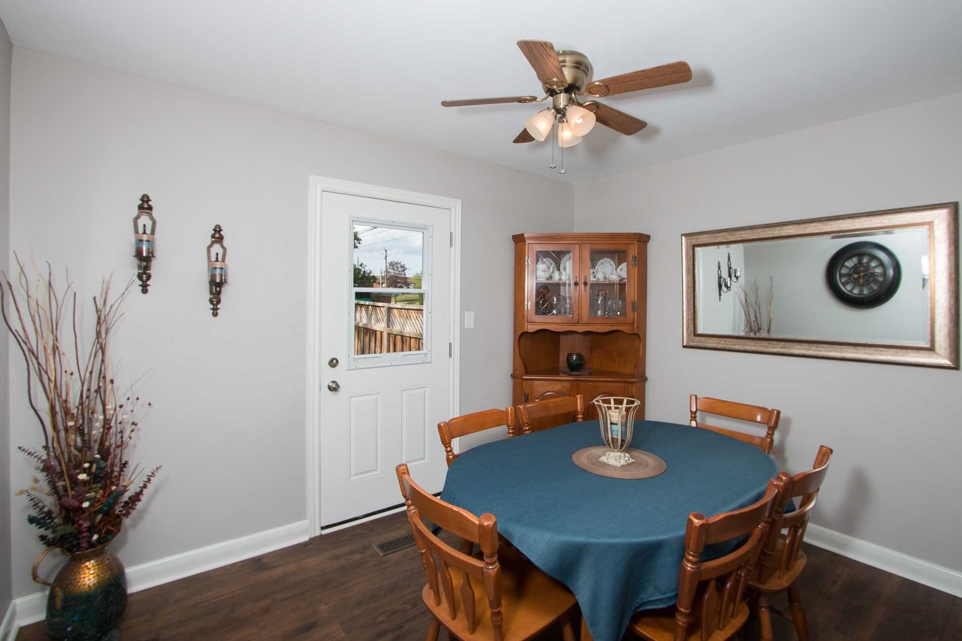 89 Monkswood Cres