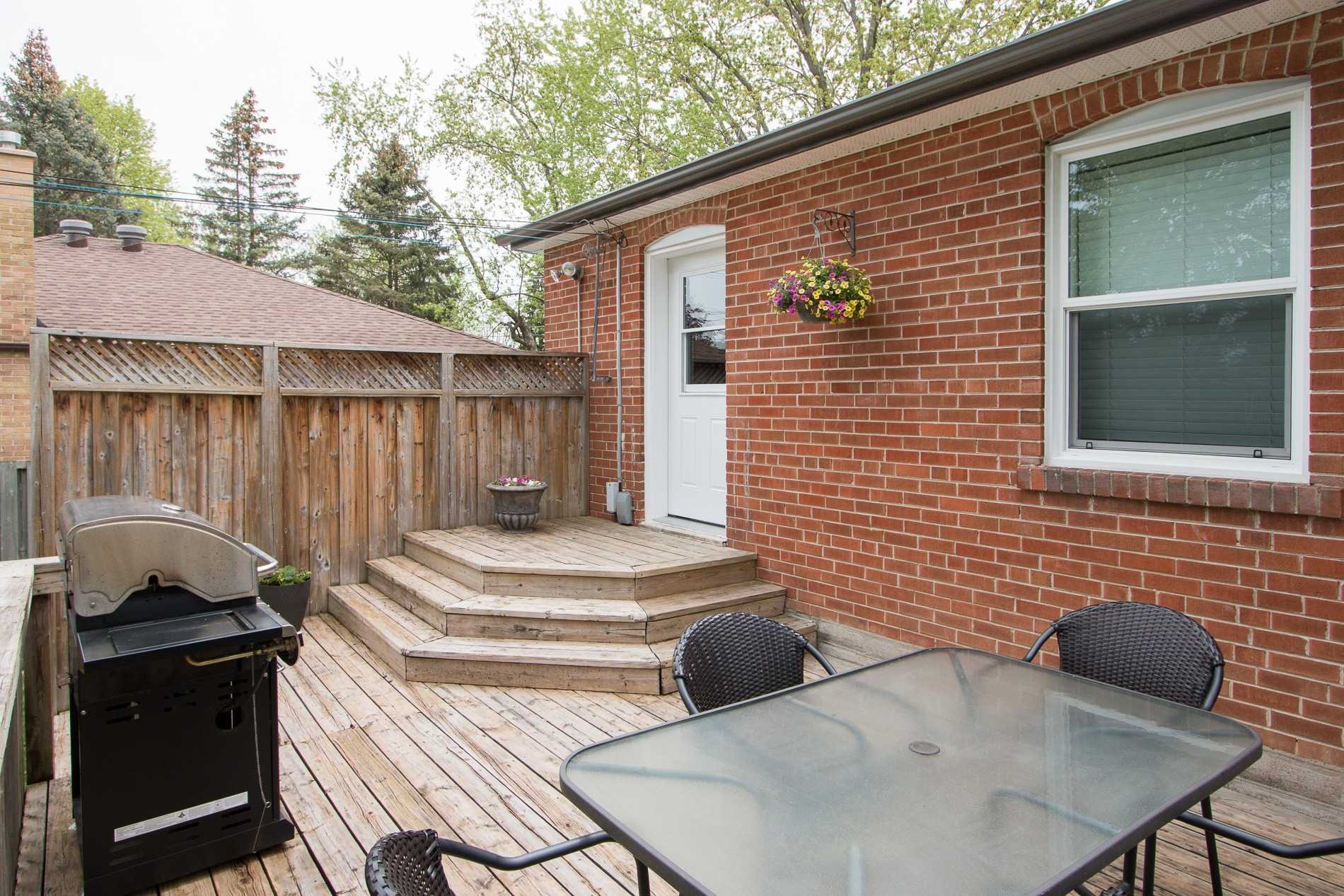 89 Monkswood Cres