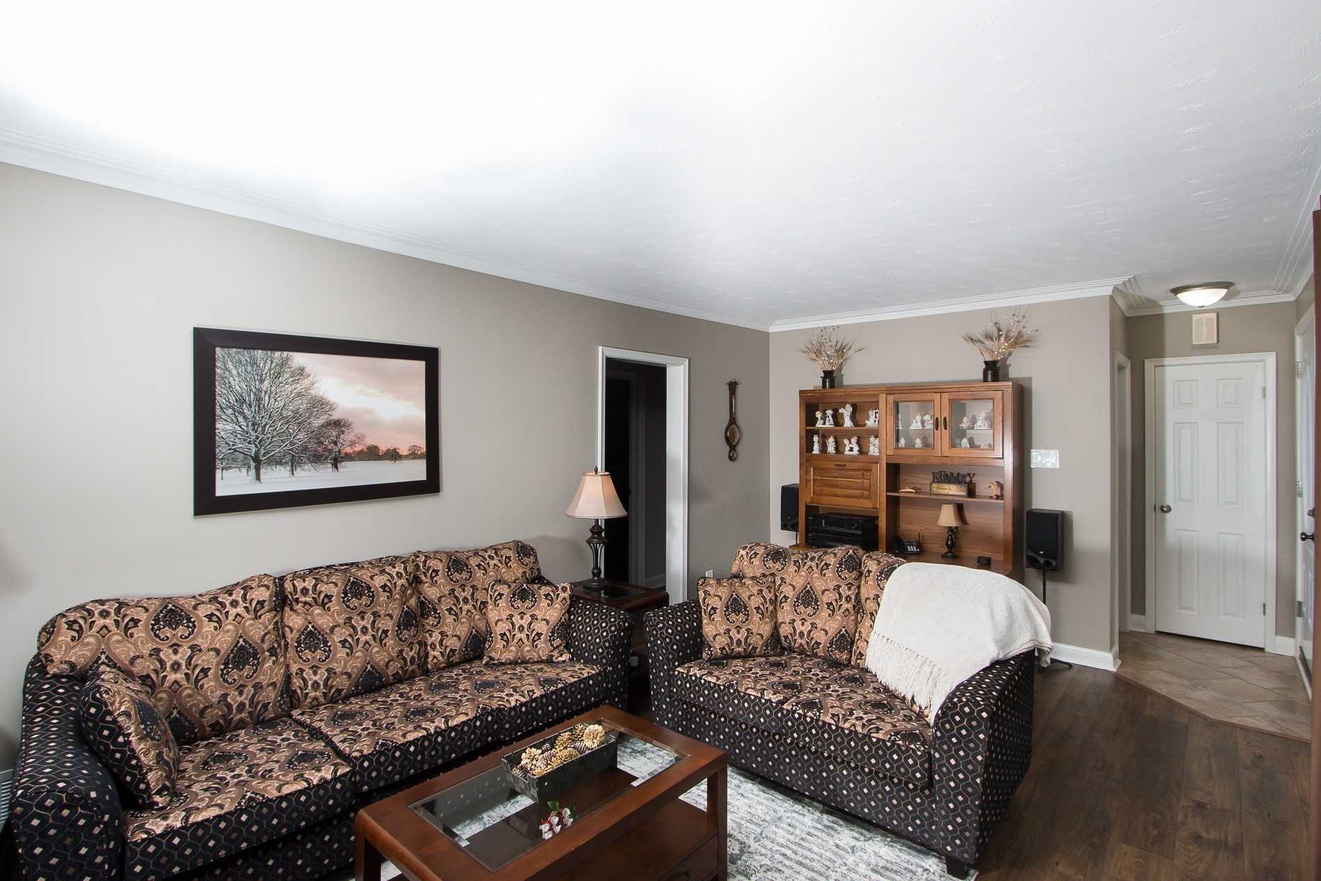 89 Monkswood Cres