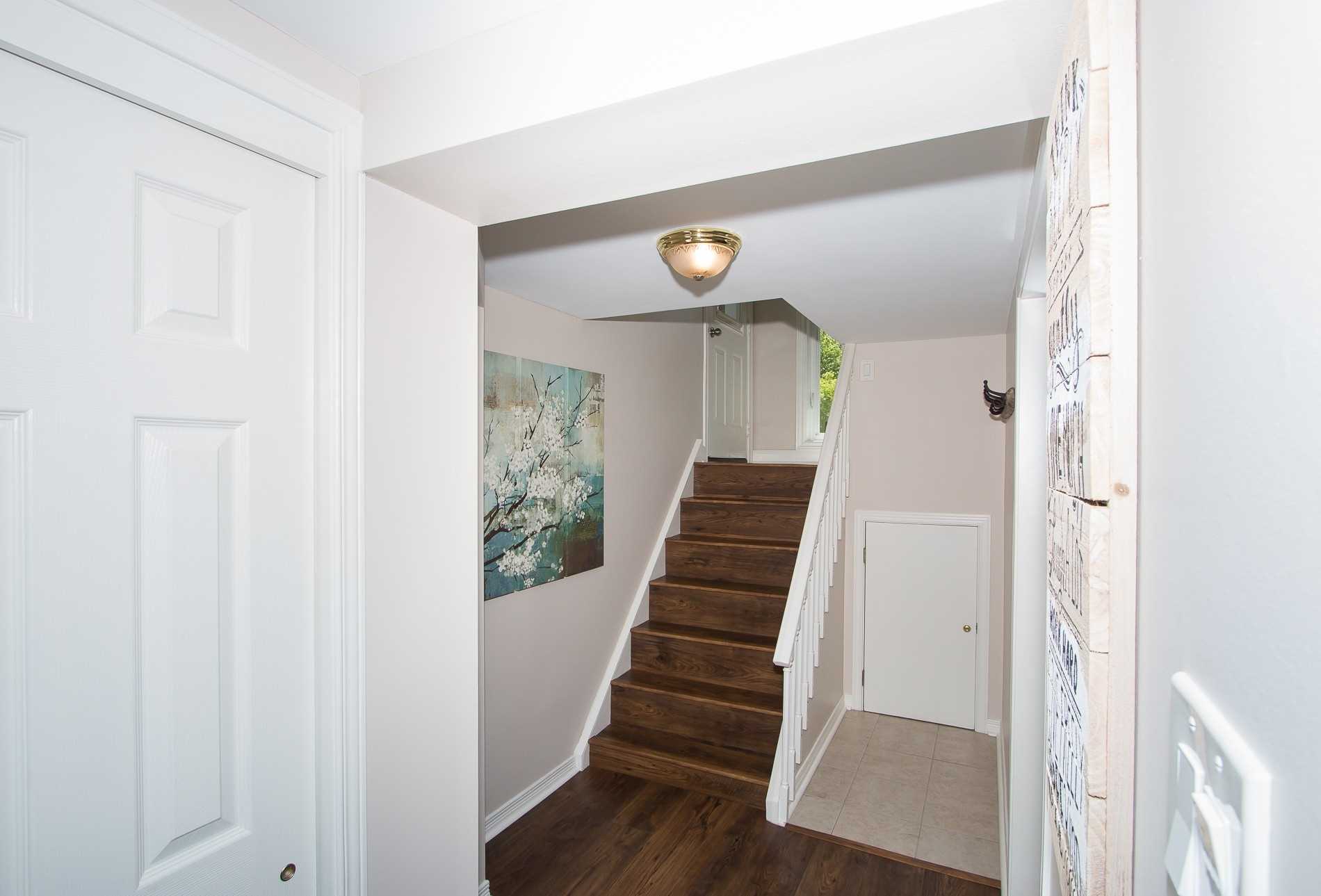89 Monkswood Cres