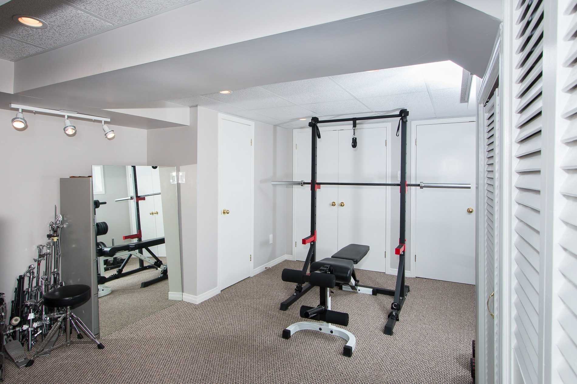 89 Monkswood Cres