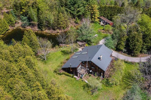 5996 County 21 Rd, Essa