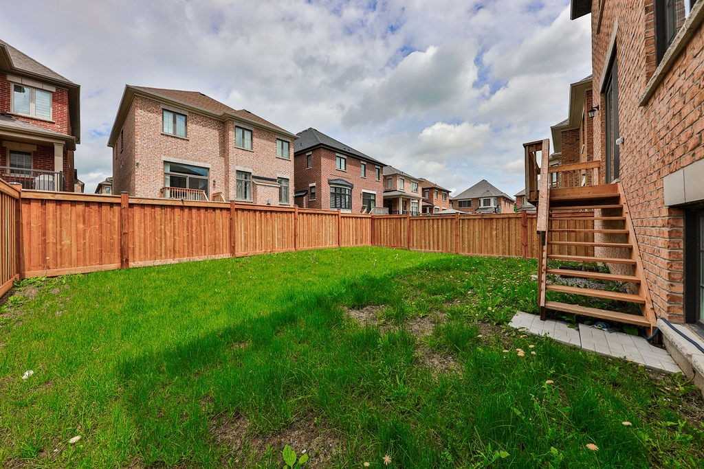 26 Barn Owl Way