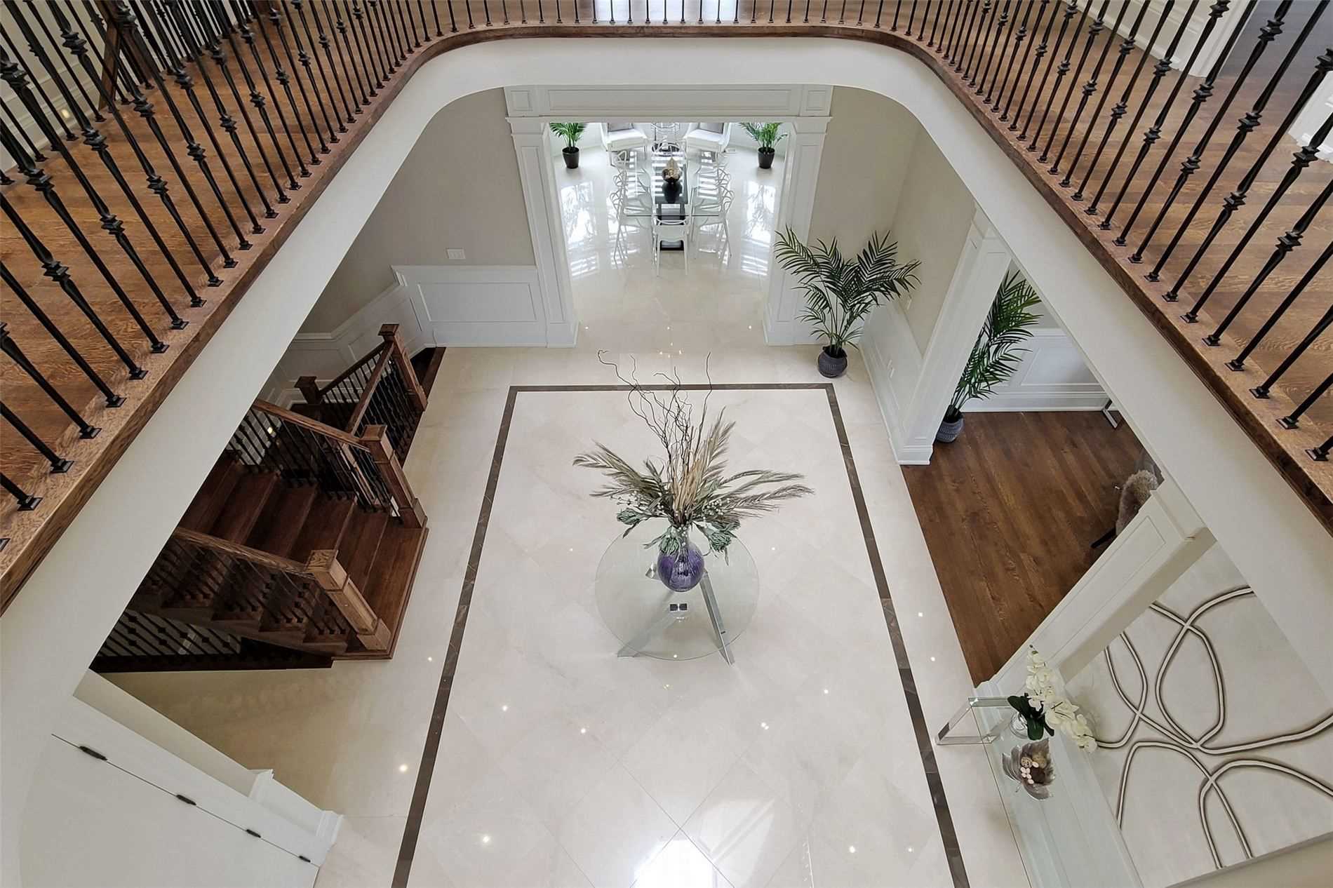 60 Westwood Lane