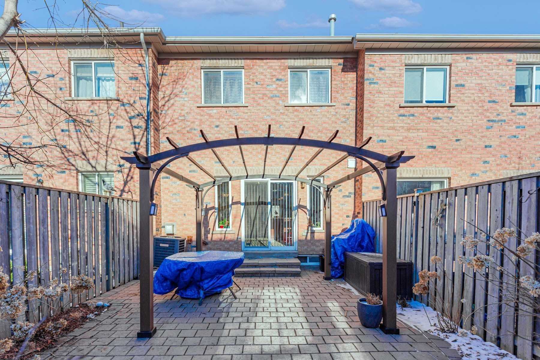 48 Benjamin Hood Cres, Vaughan