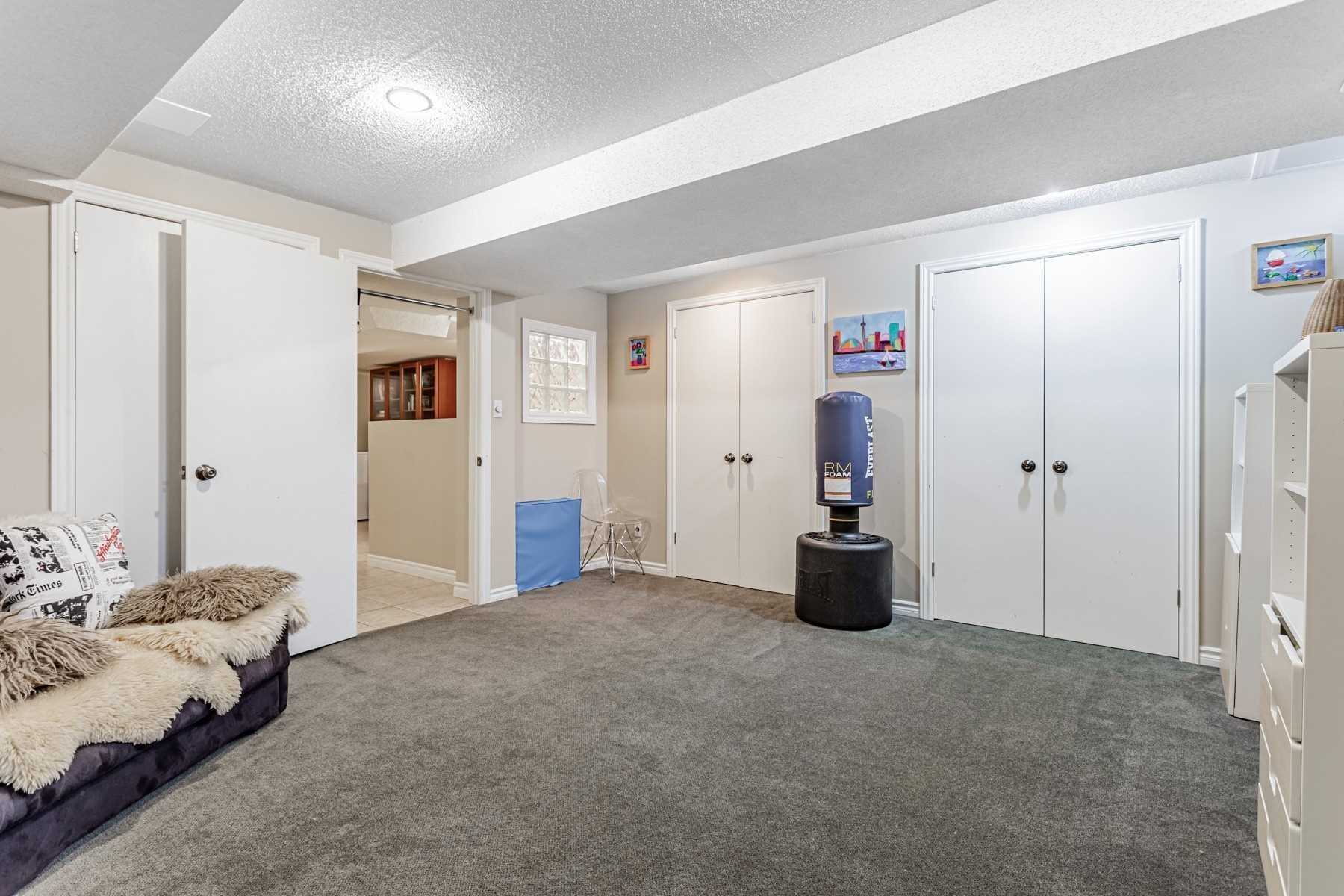 48 Benjamin Hood Cres, Vaughan