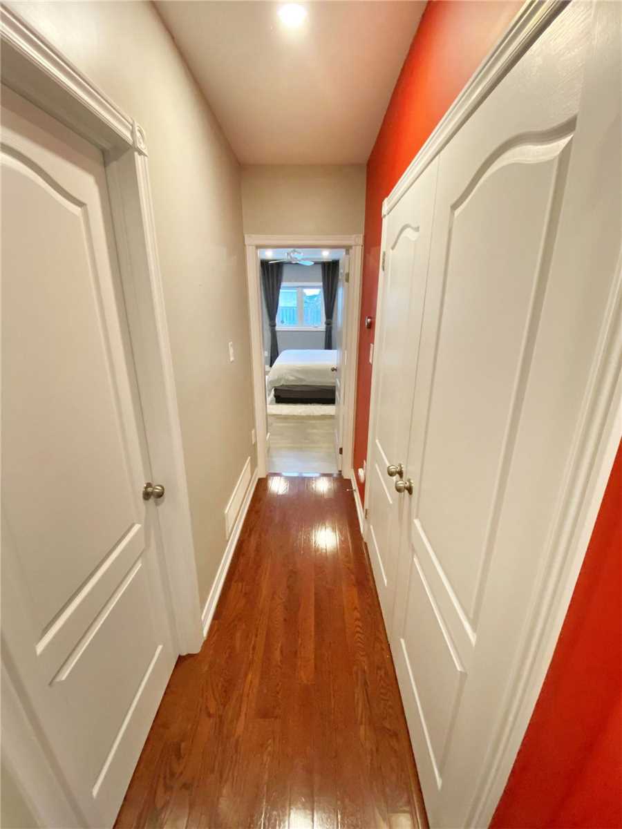 33 Roselm Ave